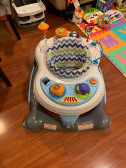 Baby walker/ excellent condition