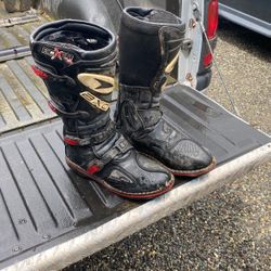 Dirt Bike Boots