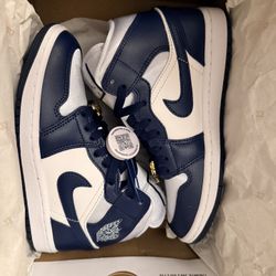 AIR JORDAN 1 MID SE
