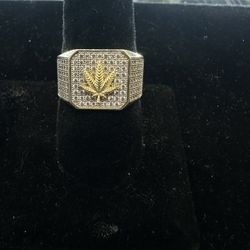 14kt  Green leaf ring 39068-1
