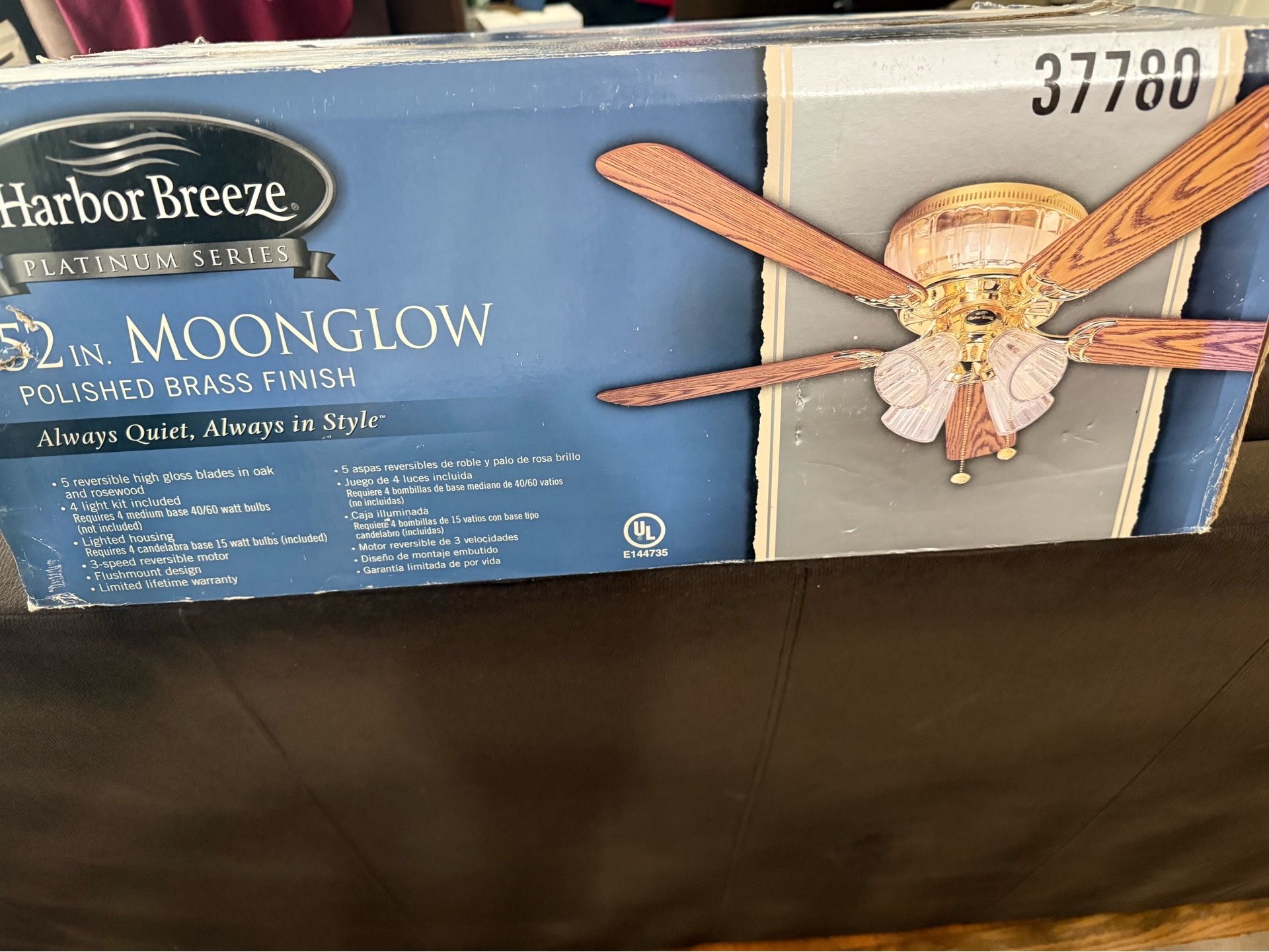 ceiling fan 52”