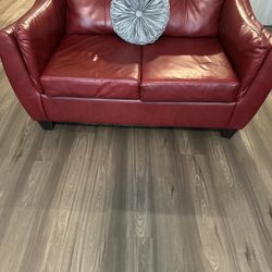 Like New Red Leather Living Room Sofa And Loveseat
