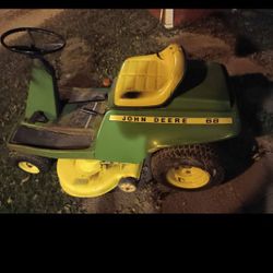 John Deere 68 Riding Mower With 30"deck