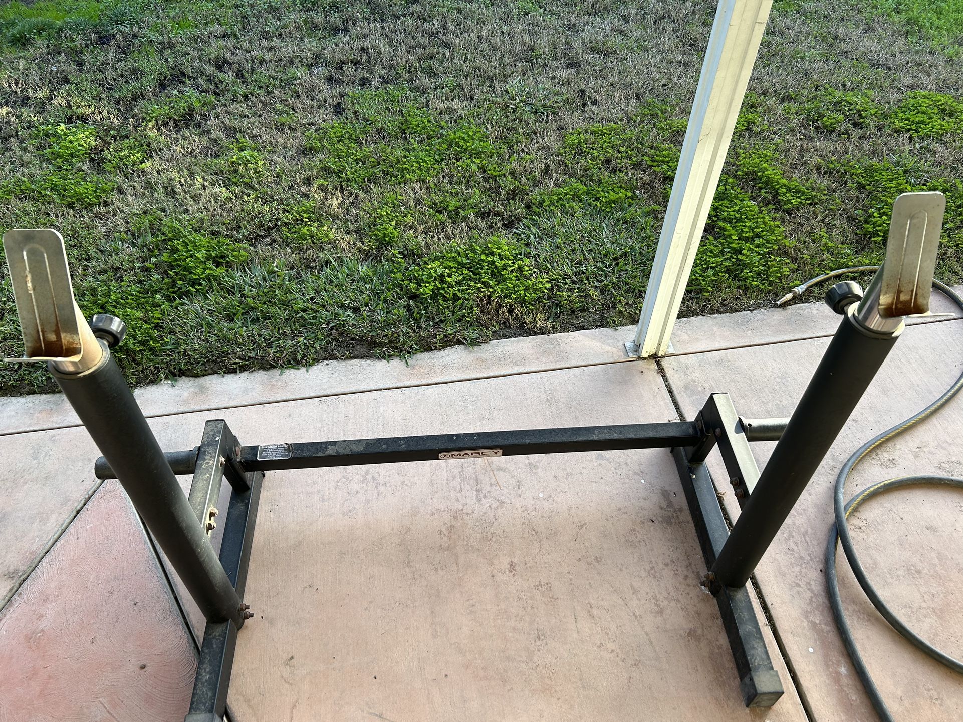 Exercise equipment 