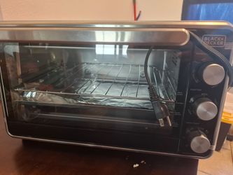 Brand new Black &Decker toaster oven