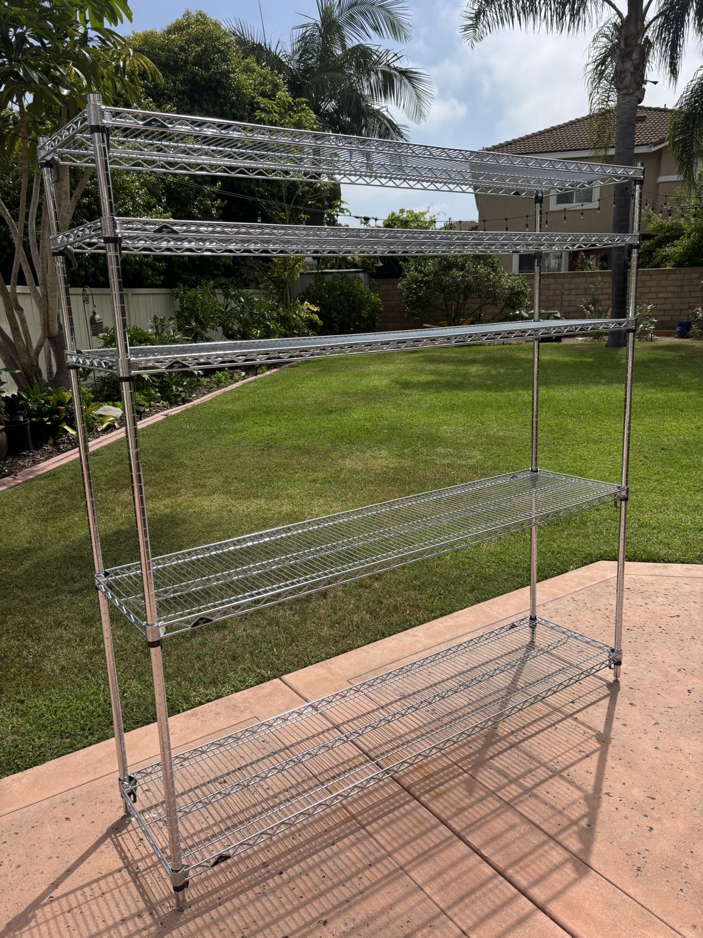 Metro Shelving Rack In Good Condition No Rust