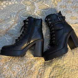 Women’s Boots 