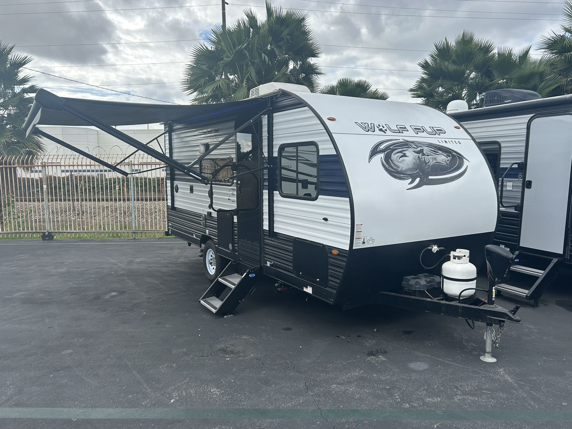 2023 Forest river 17bhs