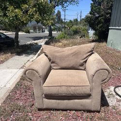 Free LoveSeat