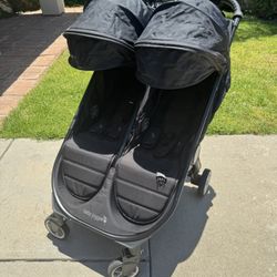 Baby Jogger City Tour 2 Double Stroller