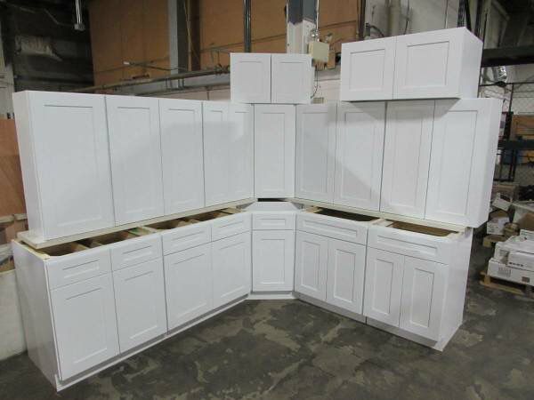 Brand New Overstock Leftover Full Wood White Shaker Kitchen Cabinets and Vanities