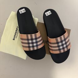 Burberry Slides 