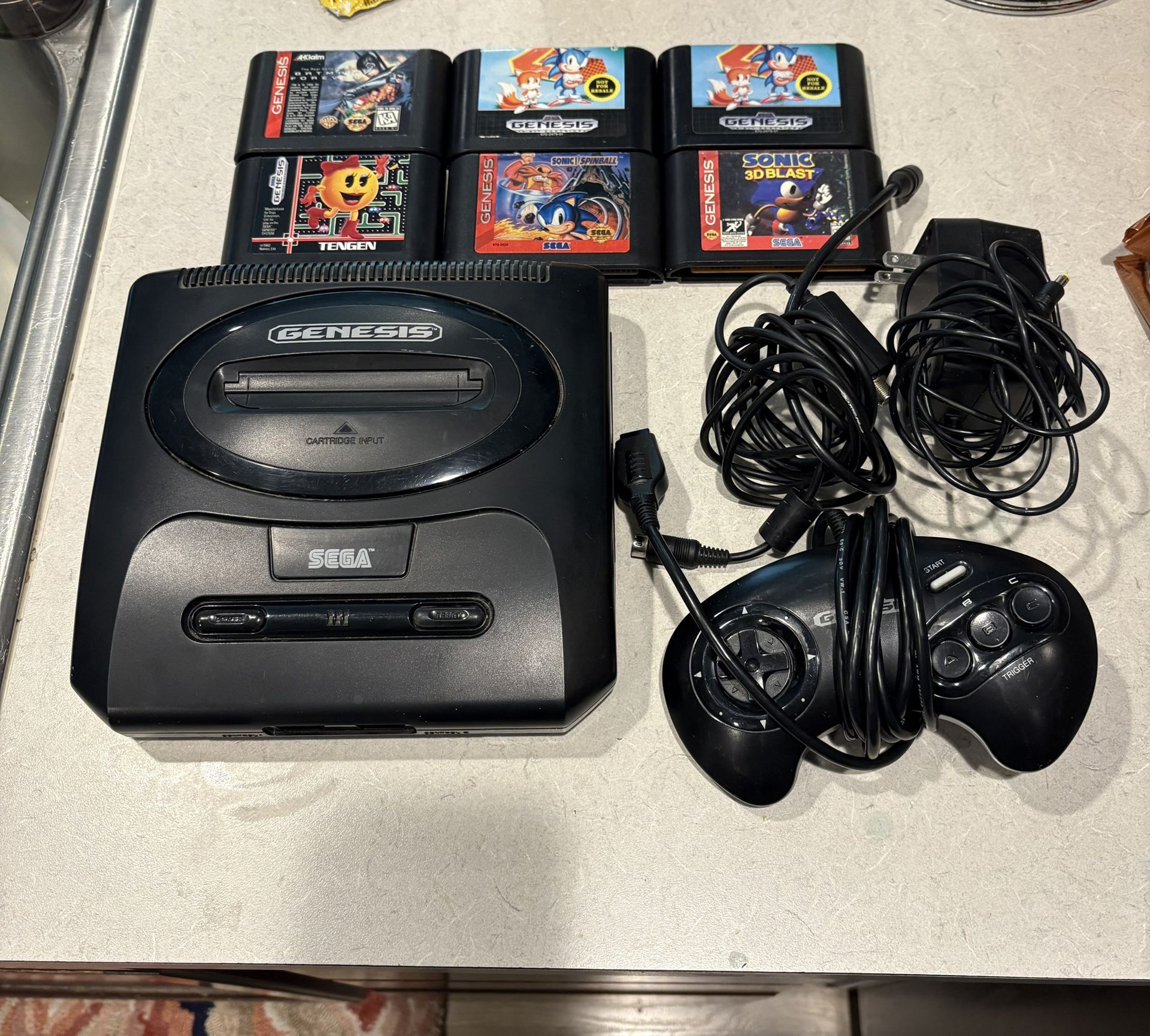 Sega Genesis Model 2 With 6 Games