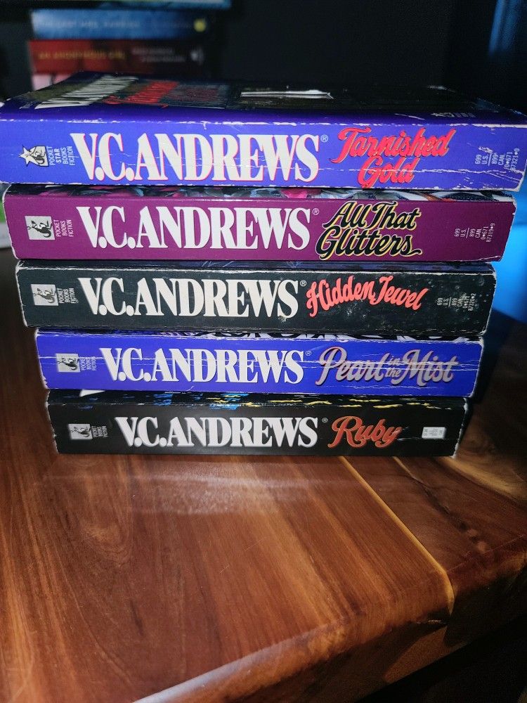 Lot of 5 V.C. Andrews Books (Ruby)