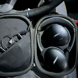 Bose Noise Cancelling Headphones
