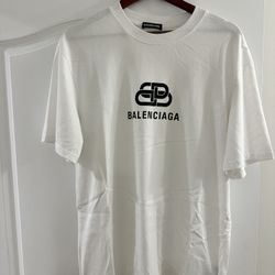 Balenciaga T-Shirt - Size M