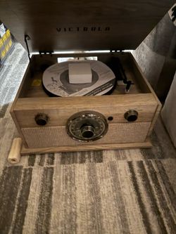 Victrolla Record player
