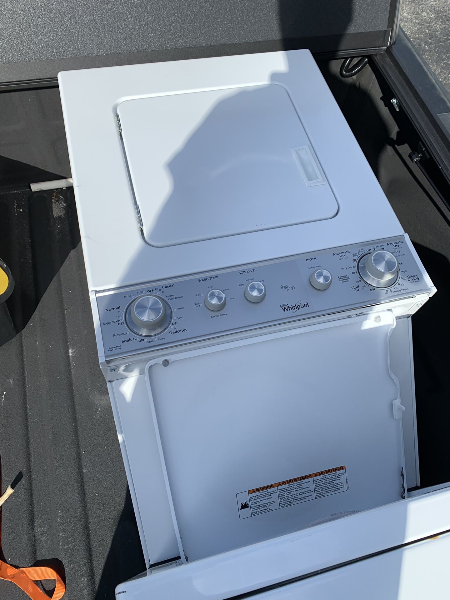 Whirlpool Stackable Washer Dryer combination WET4024EW