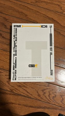 Stray Kids Go Life Album