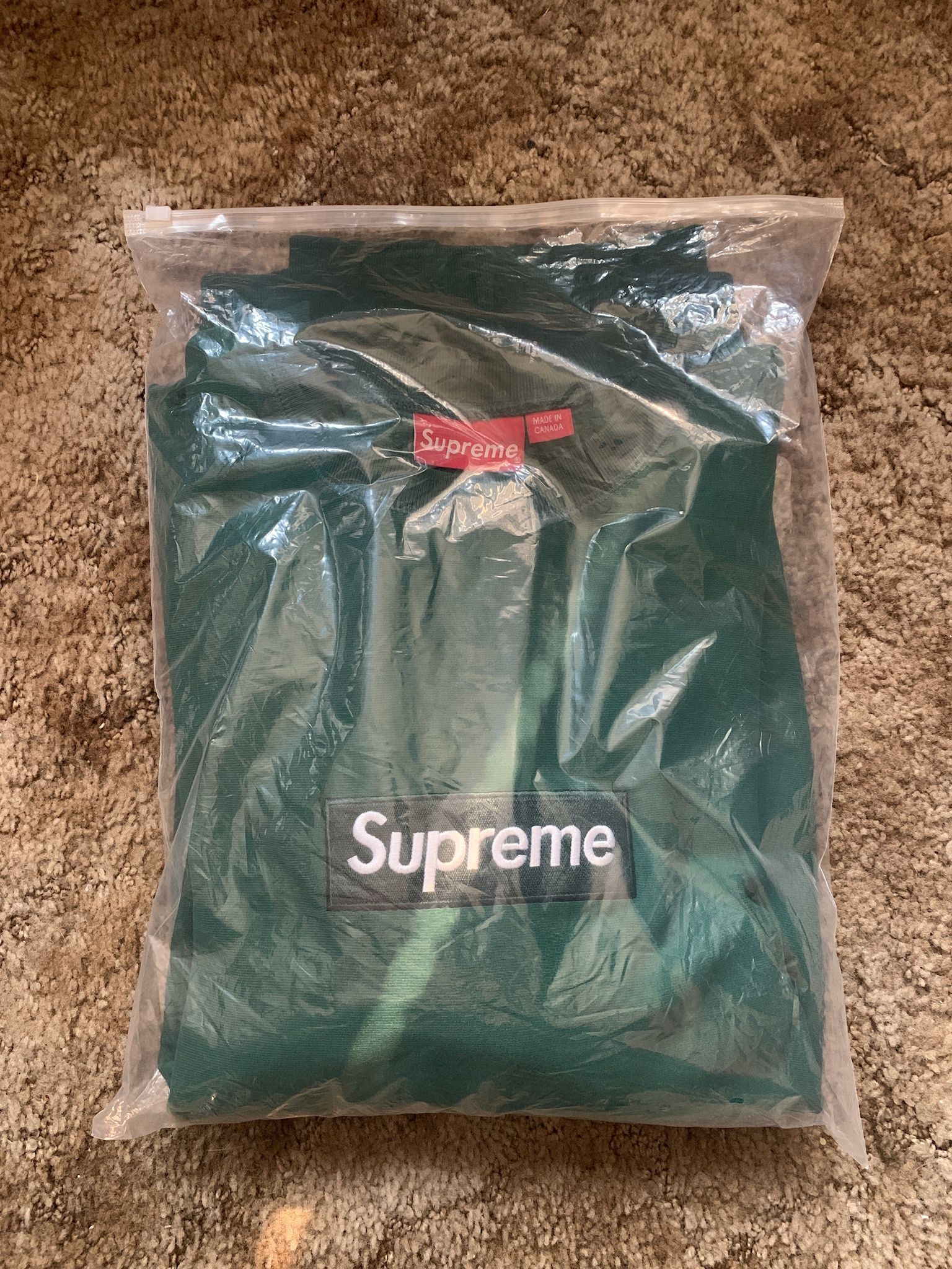 FW18 Supreme Box Logo Crewneck (Dark Green)