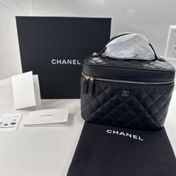 CHANEL Vanity Case — Caviar Leather - NEW