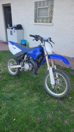 yz85
