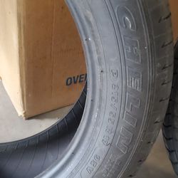 New Michelin 215 /55 R17 93V M+S Tire - $75 (Wash Park)
