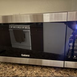 Air Fryer And Microwave 