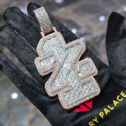 💎 925 Sterling Silver VVS Moissanite 1Z Custom Pendant | Iced Out Custom Pendant |