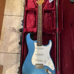 Squier Classic Vibe 60s Stratocaster (Brand New) W/ Gator Hardshell Flight Case (Brand New)