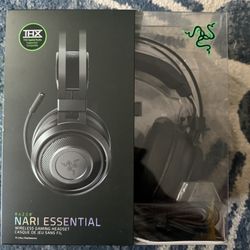 Razer Nari Essential Wireless Headset For PC, PS4, PS5