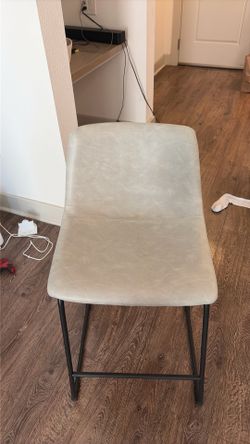 3 identical Barstool chairs