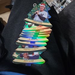 Cards Special Chrismas Ornament  Baseball Topps