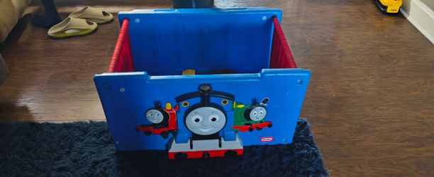Thomas toy box