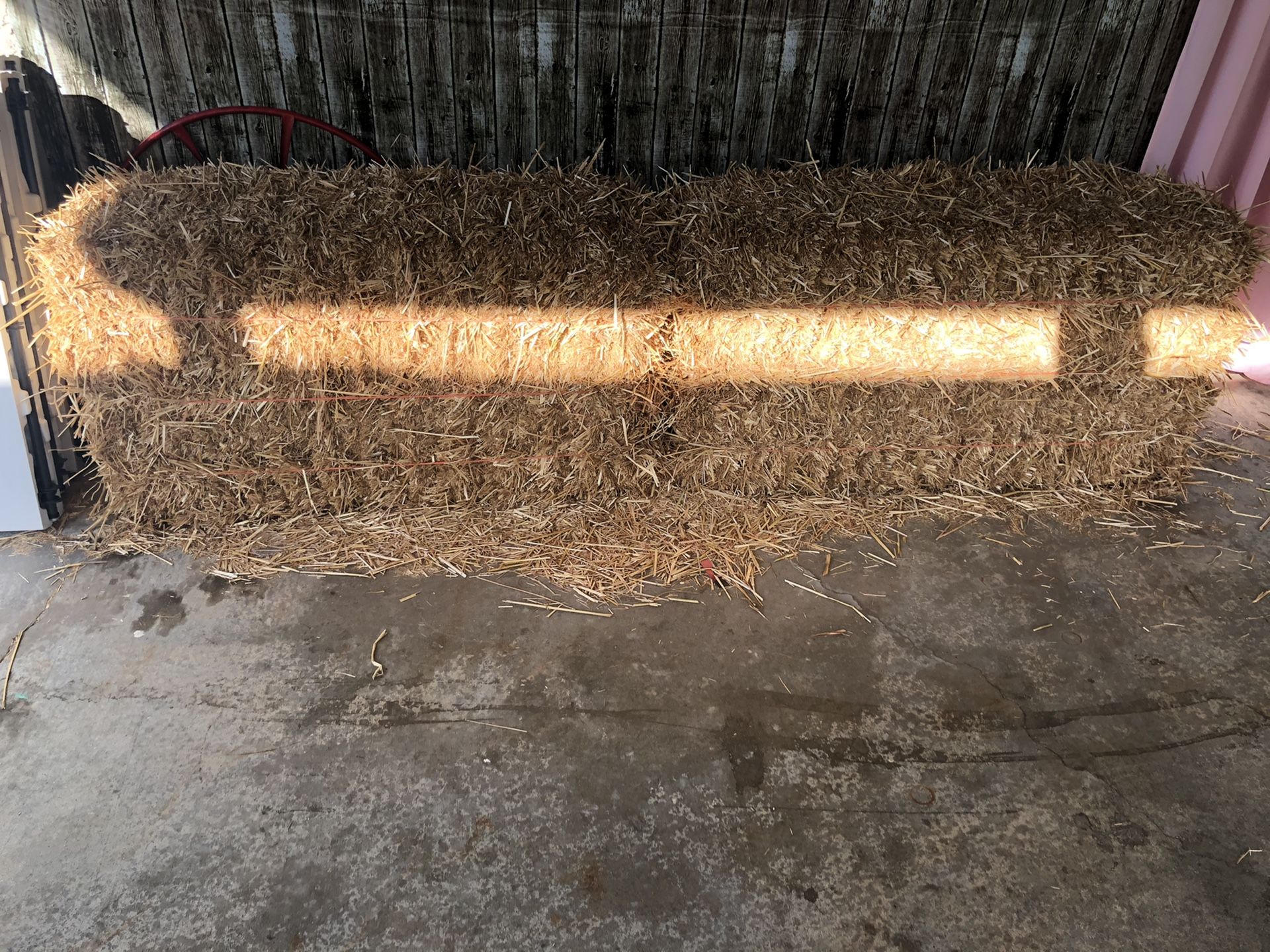 2 Straw Hay Bales