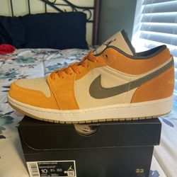 Jordan 1 Low SE Light Curry Size 10