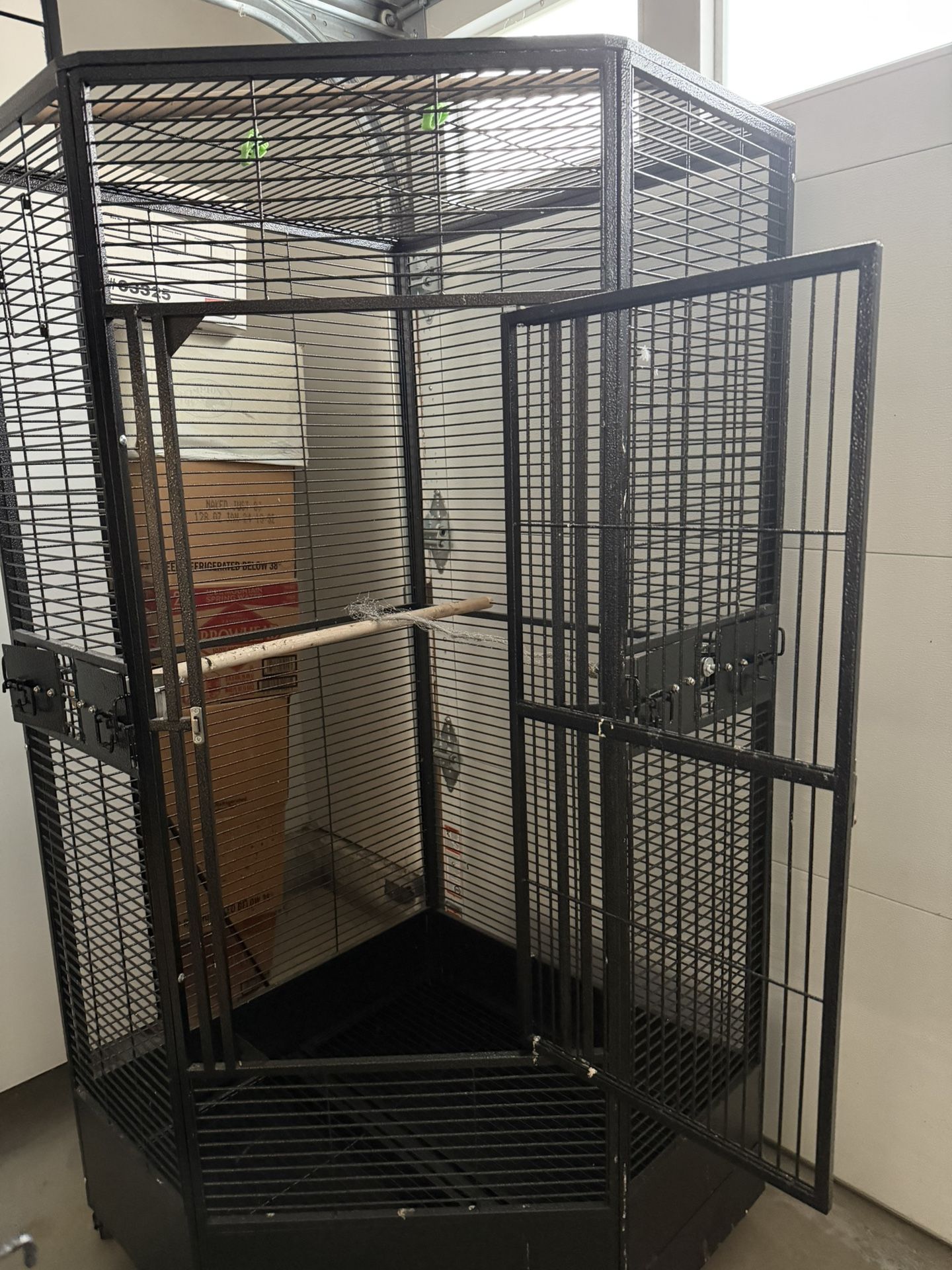 Large Bird Cage 