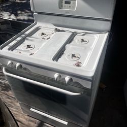 Gas stove
