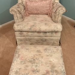 SWIVEL/ROCKING CHAIR