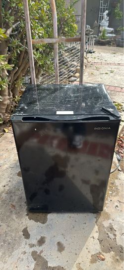Mini fridge