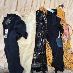 Women’s Clothes/ Workout Attire