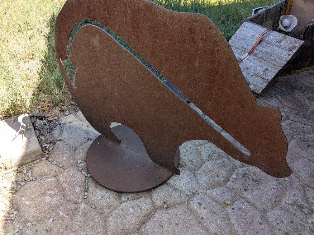 Tall standing metal bear yard decor 3 ft high 55 in Long