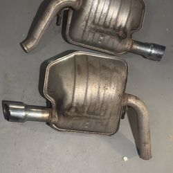 2022 Dodge Charger GT OEM Rear Mufflers / Exhaust