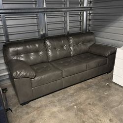 Leather Sofa Pull Out Bed