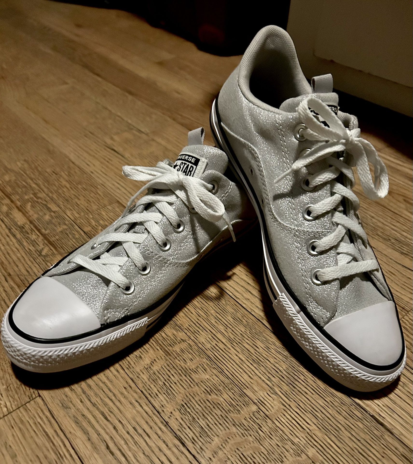 Low Top Silver Glitter Converse Sneakers 