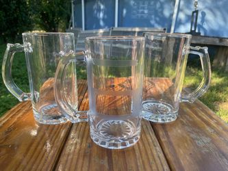 3 glass stein cups