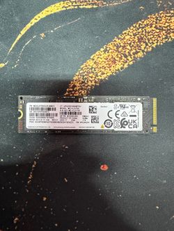 Samsung PM9A1 1TB NVMe M.2 SSD Gen4x4