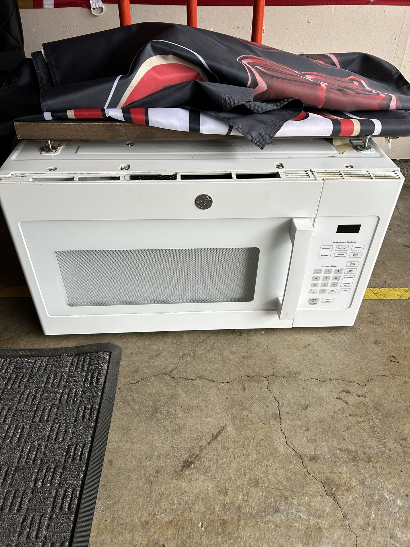 Above Stove Microwave