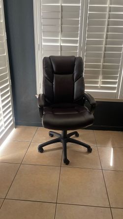 Desk chair