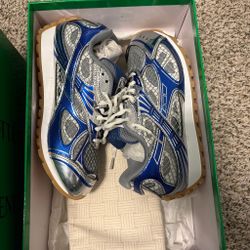 Blue bottegas authentic